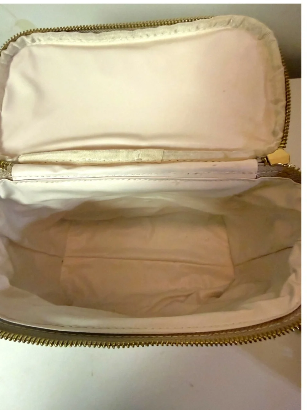 Kate Spade New York Insulated Lunch Bag.